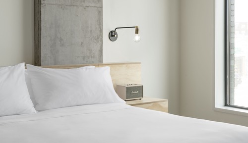 Habitación, 1 cama de matrimonio grande (Two Double Beds ADA w Roll-In Shower)