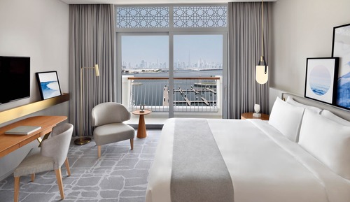 Premier Suite Corner Marina View