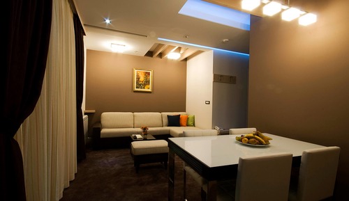 Suite familiar