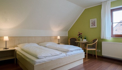 Habitación básica doble, 1 cama doble, no fumadores