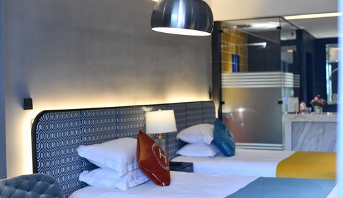 Habitación exclusiva con 2 camas individuales, vistas al patio