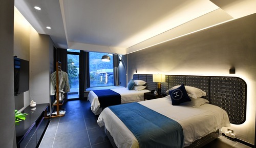 Habitación Premier con 2 camas individuales, vistas al río