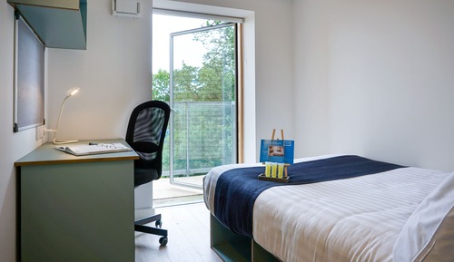 Habitación doble, balcón
