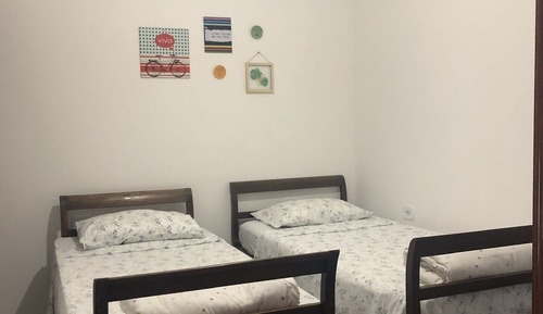 Habitación familiar, varias camas