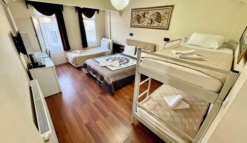 Grand Room, 1 Bedroom, Non Smoking, City View