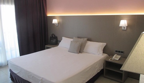 Habitación superior, vistas a la ciudad