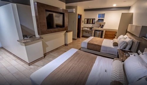 Habitación clásica doble, 2 camas de matrimonio