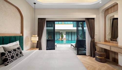 Habitación Deluxe, 1 cama de matrimonio grande, acceso a la piscina