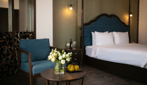Azalea Signature Balcony Suite