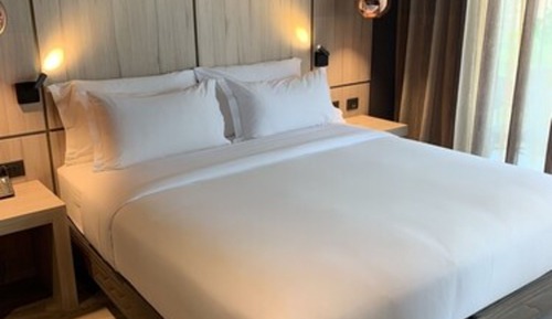 Apartamento, 2 habitaciones, balcón, vistas a la ciudad