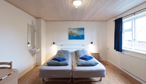 Habitación estándar con 1 cama doble o 2 individuales, baño privado