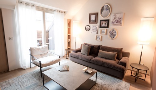 Ático, 2 habitaciones, balcón