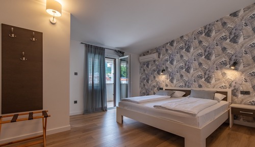 Habitación doble, 1 cama de matrimonio, vistas a la montaña