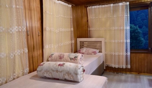 Habitación Confort doble, 1 cama doble, vistas a la montaña