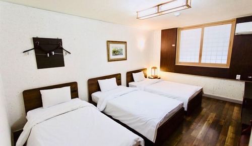 Habitación triple estándar, 3 camas individuales, vistas a la ciudad