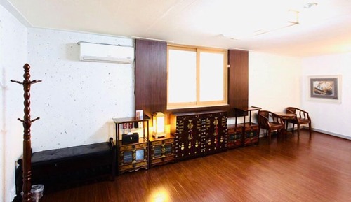 Habitación familiar (Ondol Room)