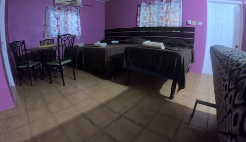 Habitación triple (With A/C)