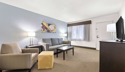 Suite, 2 camas de matrimonio, no fumadores (with Sofabed)