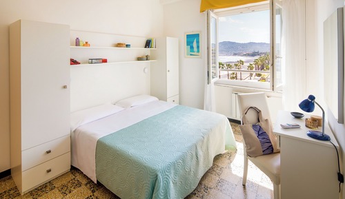 Habitación triple superior, vistas al mar