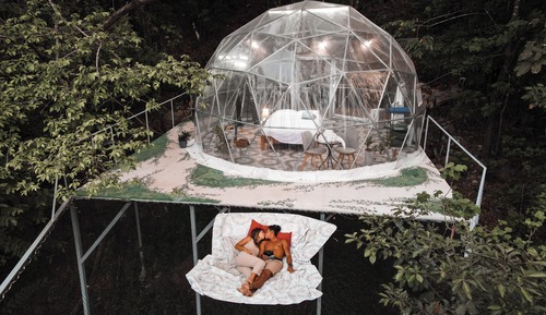 Tienda exclusiva, 1 cama de matrimonio, bañera de hidromasaje, vistas a la montaña