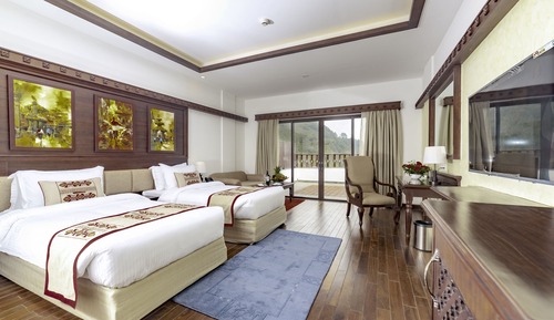 Habitación ejecutiva, 1 cama de matrimonio grande, vistas a la montaña