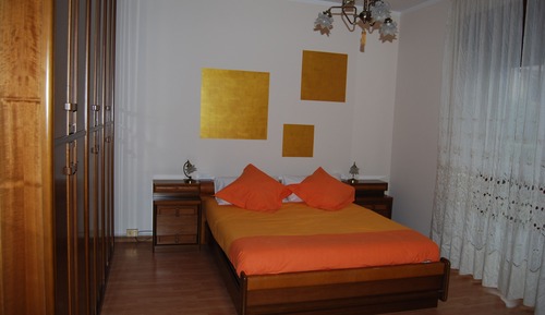Habitación triple, balcón