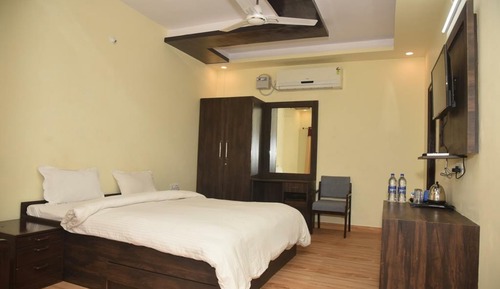 Habitación Deluxe, 1 cama de matrimonio grande, vistas al complejo turístico