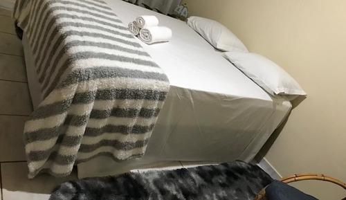 Habitación con 1 cama doble o 2 individuales