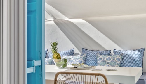 Master Mews Suite with Private Courtyard