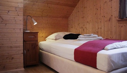 Habitación triple, baño privado