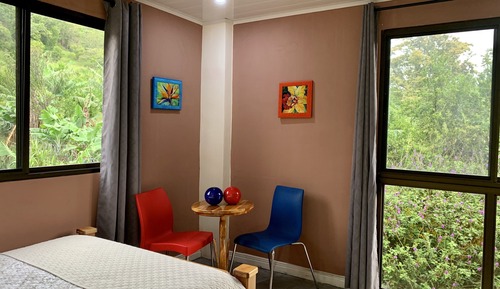 Habitación cuádruple clásica, varias camas, vistas a la montaña