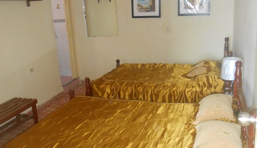 Habitación con 1 cama doble o 2 individuales