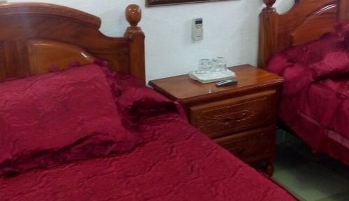 Habitación con 1 cama doble o 2 individuales