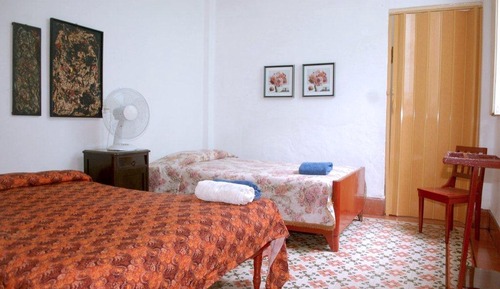 Habitación con 1 cama doble o 2 individuales