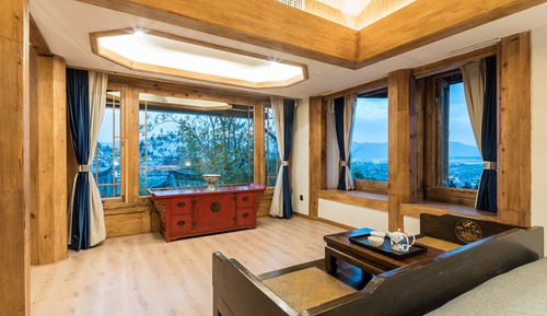Suite panorámica, 1 cama de matrimonio grande, bañera, vistas a la ciudad