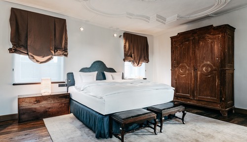 Suite Signature (Historic Chancellery)