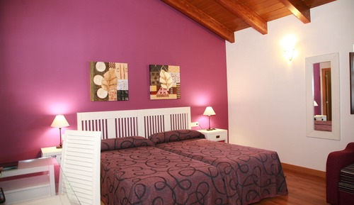 Habitación con 2 camas individuales (Basarana)