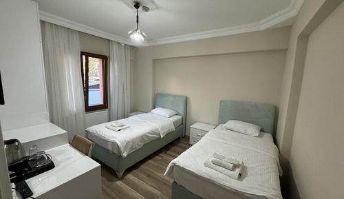 Habitación estándar con 2 camas individuales, baño privado