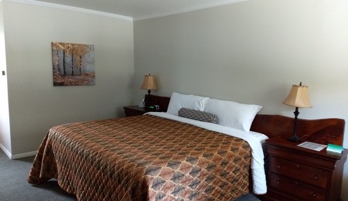 Habitación estándar, 1 cama de matrimonio grande, vistas a la montaña