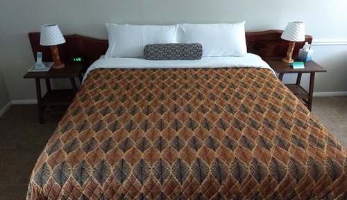Habitación estándar, 1 cama de matrimonio grande, vistas a la montaña