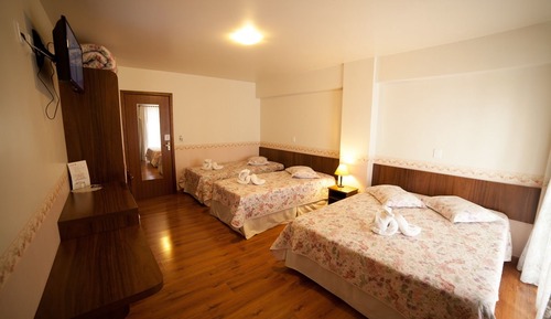 Habitación cuádruple de lujo, varias camas