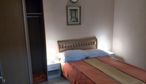 Apartamento básico, vistas a la colina