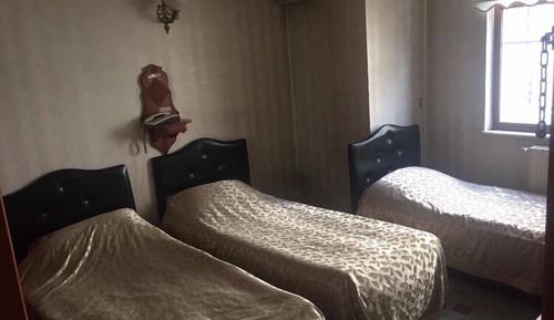 Habitación clásica con 2 camas individuales