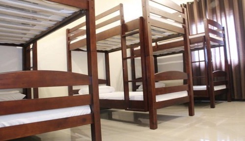 Dormitorio compartido (Dormitory)