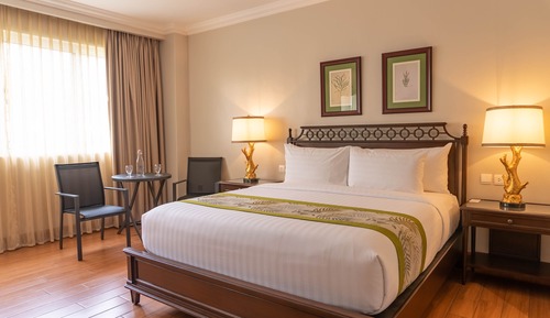 Deluxe Room, 1 King Bed