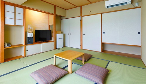 Habitación económica, no fumadores (Economy Japanese-Style, Indoor Bath)