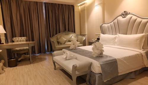 King Suite