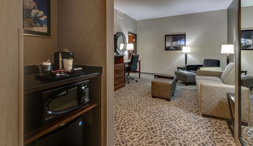Suite, 2 camas de matrimonio, frigorífico y microondas (Sofabed, 2 Rooms, Hearing, Tub)