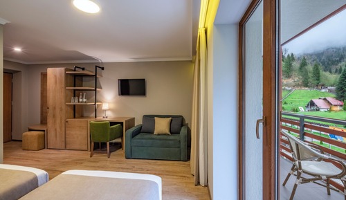 Habitación triple estándar, vistas al río