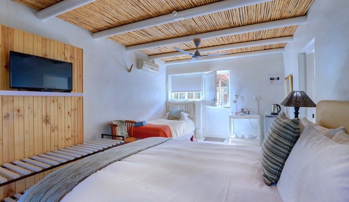 Habitación triple Deluxe, junto a la piscina (Deluxe)